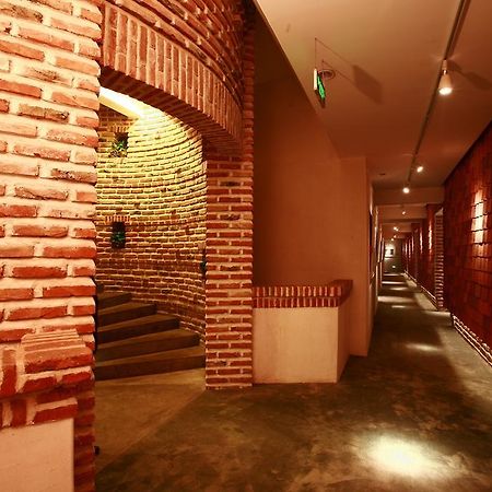 Zuo You Ke Hotel Сиань Экстерьер фото